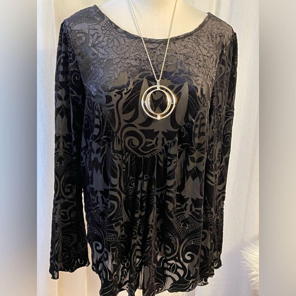 EUC Black burnout Patterned shirt